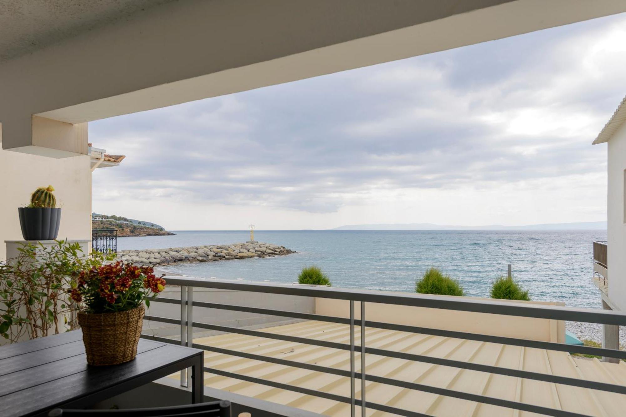 Akrogiali Agali 1 Mesonet In Front Of The Sea 아파트 외부 사진